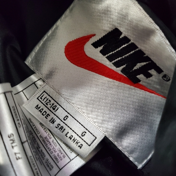 Vnt Nike jacket SKU131 - Picture 5 of 5